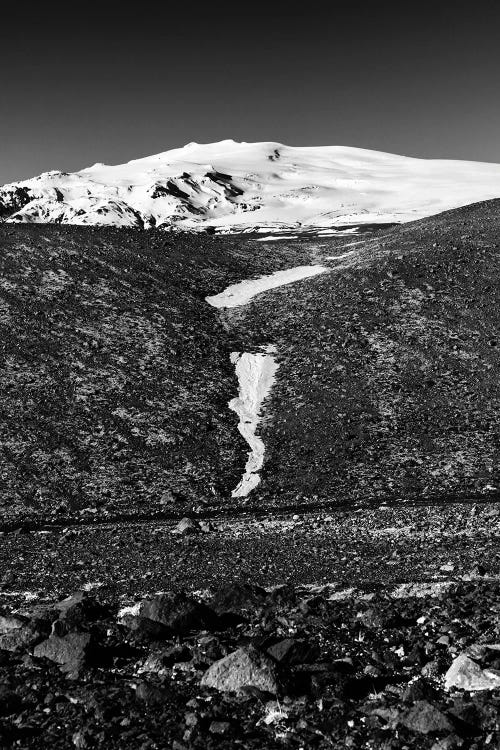 Black and white photography of Icelandic landscape by new creator Maura La Malva
