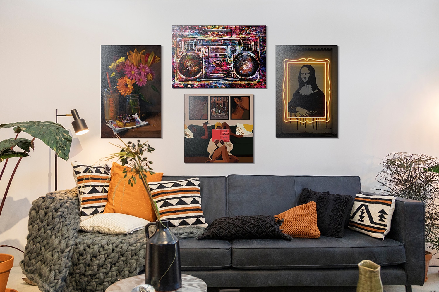 Apartment Decor Ideas: Renter-Friendly Art That’s Easy to Update | iCanvas