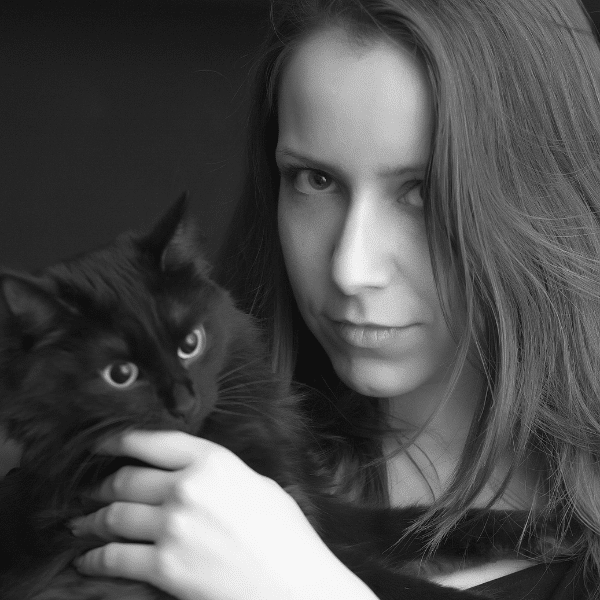 Iryna Khort artist