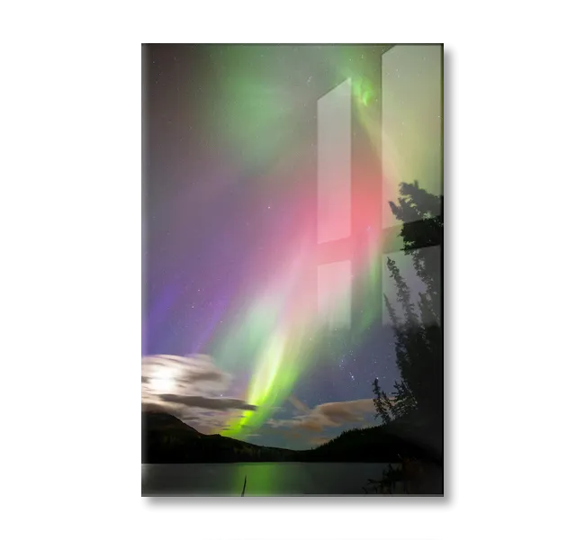 Northern lights in the nighttime sky