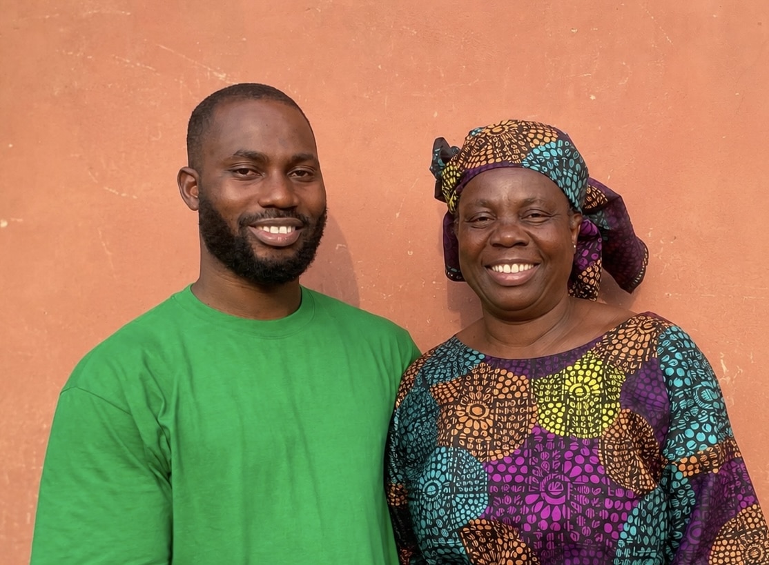 nigerian artist oluwafemi afolabi and his mother